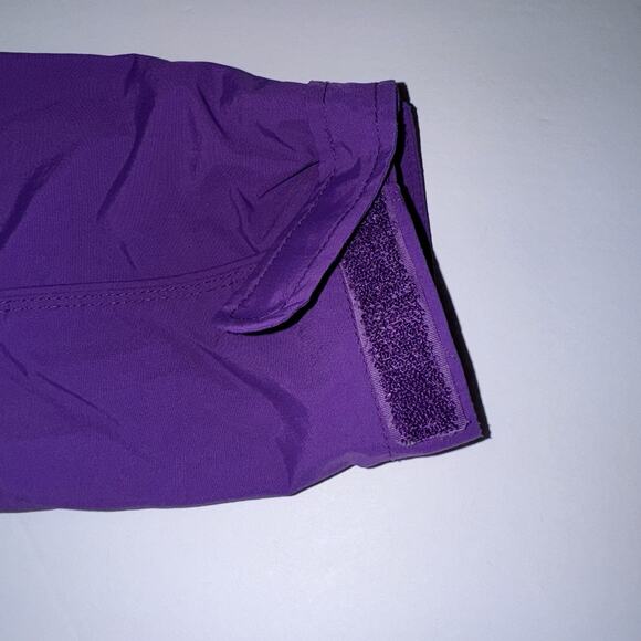 L.L. Bean Women's Purple Hooded Windbreaker Rain Jacket Full Zip Size Small - Picture 9 of 9